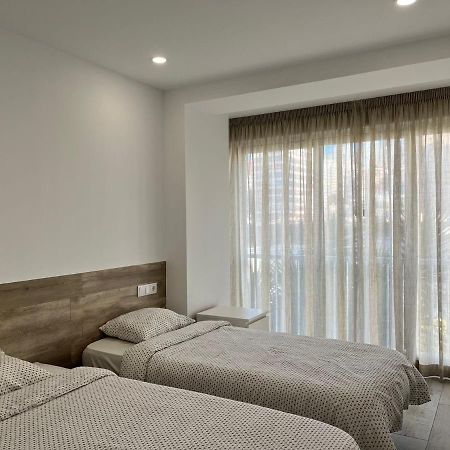 El Pato Primera Linea Benidorm Ngoại thất bức ảnh