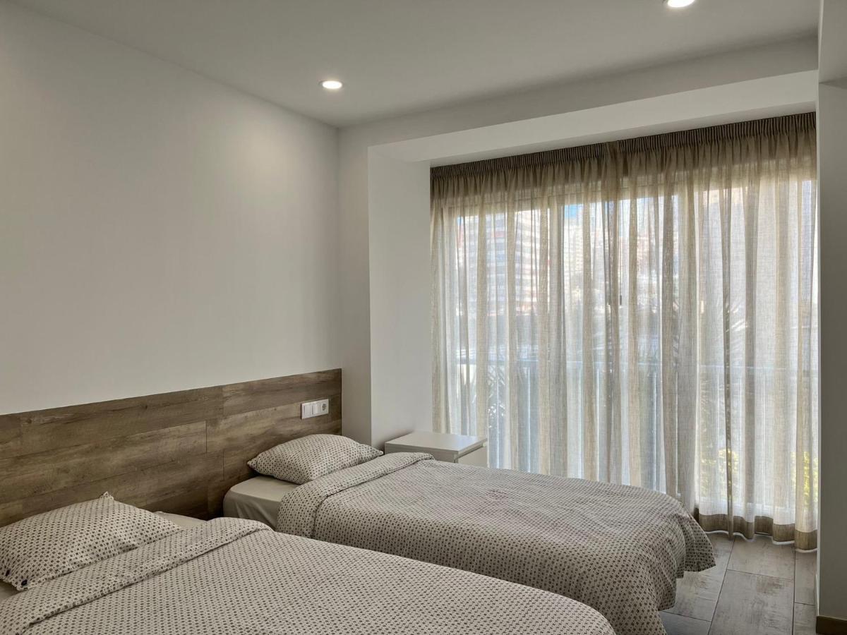 El Pato Primera Linea Benidorm Ngoại thất bức ảnh